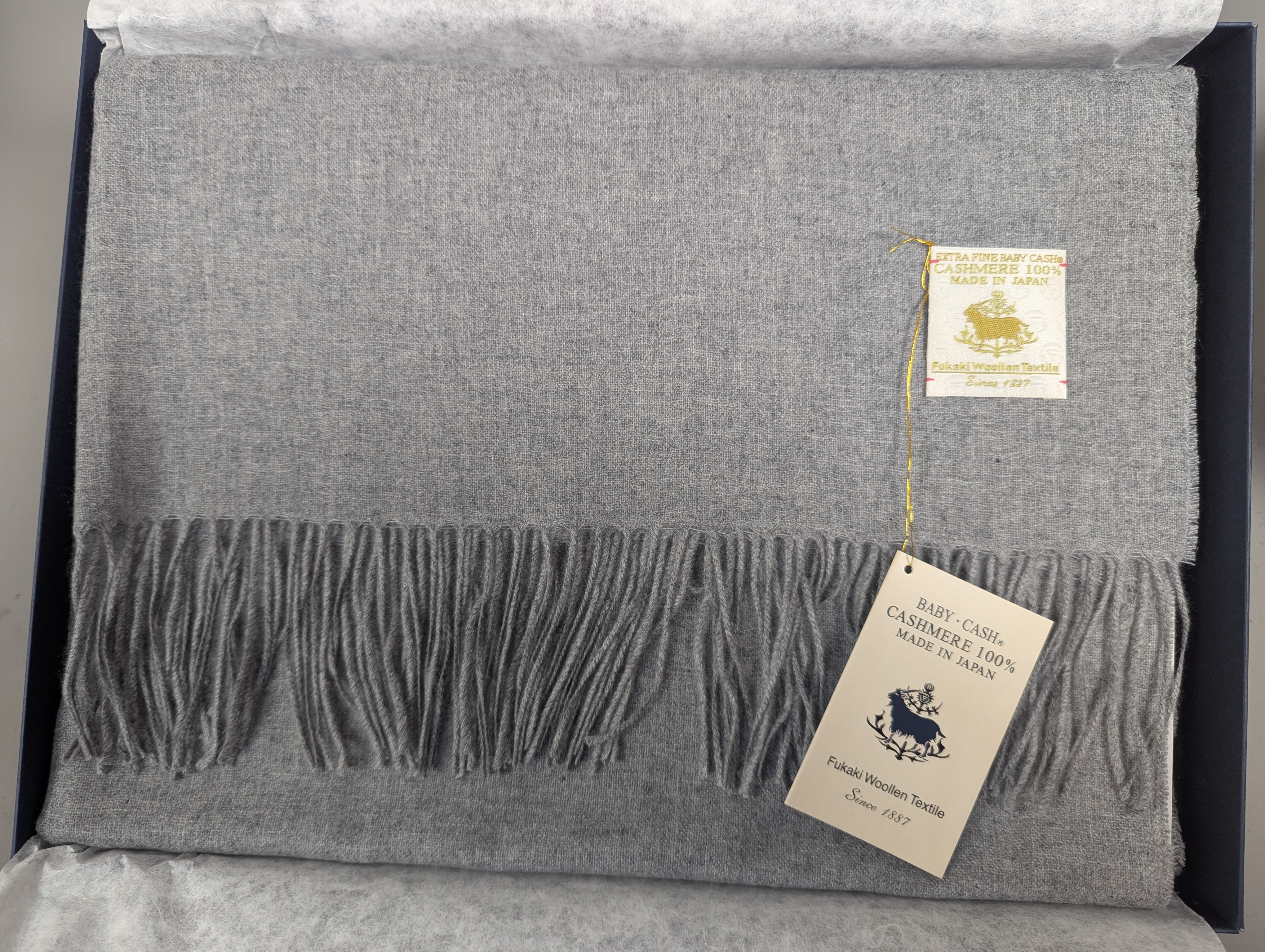 Fukaki Woolen Texture Baby Cashmere Scarf – Model 639-3 – Light gray – 87 cm x 184 cm